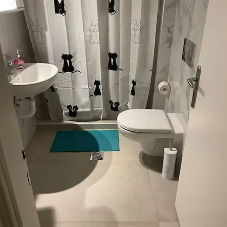 Appartement ξυλοκαστρο σπίτι δίπλα στα πεύκα και τη θάλασσα! *